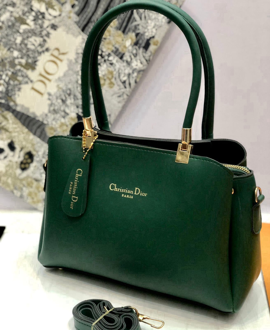 CHRISTIAN DIOR WOMEN PREMIUM HAND BAG